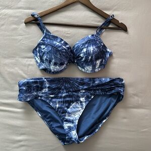 Bleu Rod Beattie - Blue and White Tie Dye Underwire Top and Sarong m Bottom